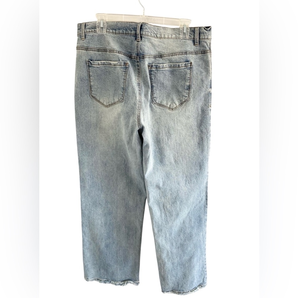 NWOT Kensie “The Aubrey” high rise relaxed straight. - Picture 6 of 8